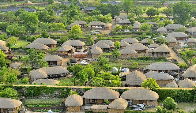 V+ 는 한 Vế trước trở thành điều kiện hay tiền đề cho vế sau