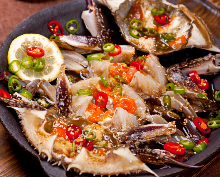 N마다² Diễn tả ý nghĩa ‘tất cả mỗi người/thứ/việc, không thiếu thứ gì’.