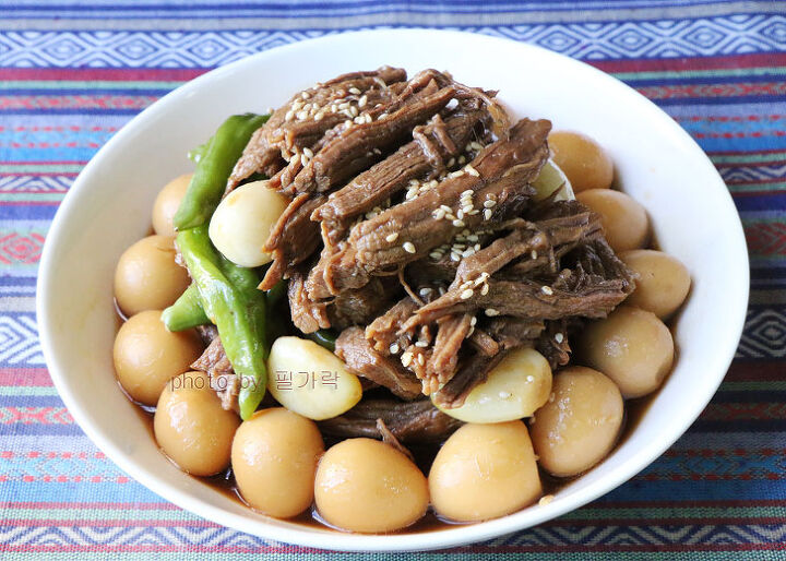 Món thịt kho của Hàn Quốc ‘장조림’ Sự kết hợp hài hòa giữa thịt dai và trứng cút mềm!