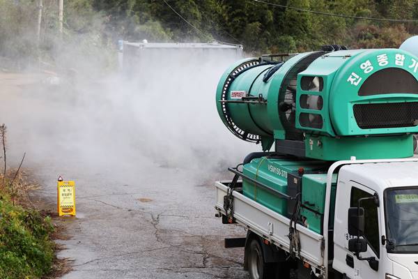 Bệnh viêm da nổi cục trên trâu bò lần đầu tiên bùng phát tại Hàn Quốc