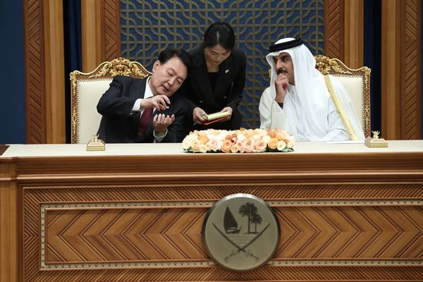 Lãnh đạo Hàn-Qatar thảo luận về hợp tác khí thiên nhiên hóa lỏng