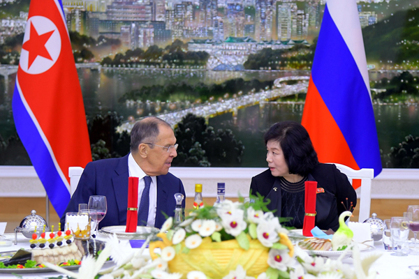 Ngoại trưởng Nga: “Matxcơva hoàn toàn ủng hộ khát vọng bảo vệ chủ quyền của Bình Nhưỡng”
