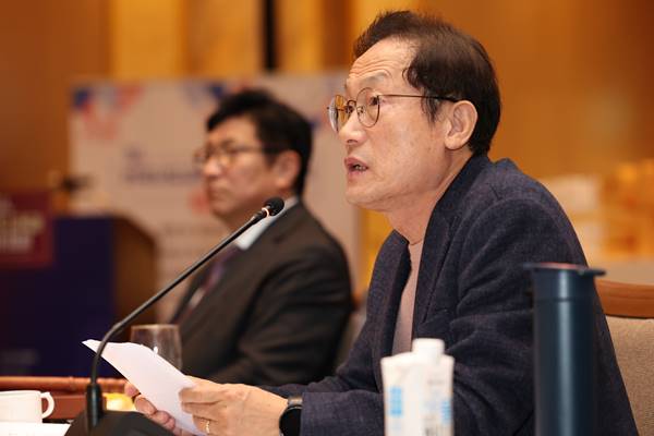 Thành phố Seoul ứng dụng robot dạy kèm tiếng Anh tại trường học từ đầu năm 2024