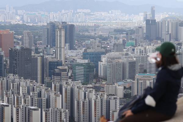 Người dân Seoul và khu vực lân cận phải để dành 9 năm tiền lương mới có thể mua nhà