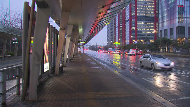 Tài xế xe buýt tại thủ đô Seoul chấm dứt đình công, đạt thỏa thuận về mức tăng lương