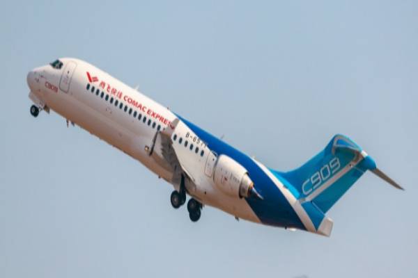 Việt Nam tháo gỡ vướng mắc quy chế cho máy bay Trung Quốc COMAC